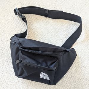 Herschel hip pack